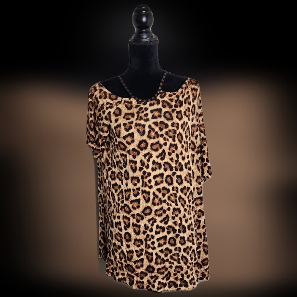#C87 Love & Legend Women's 2X Plus Size Off Shoulders Leopard Print Short Sleeve
